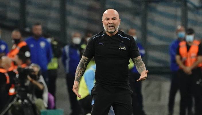 Экс-тренер Аргентины: Дембеле играет как аутист, Мбаппе иногда такой же