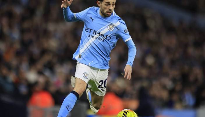 Инсайдер прокомментировал слухи о переходе Бернарду Силвы в Ювентус