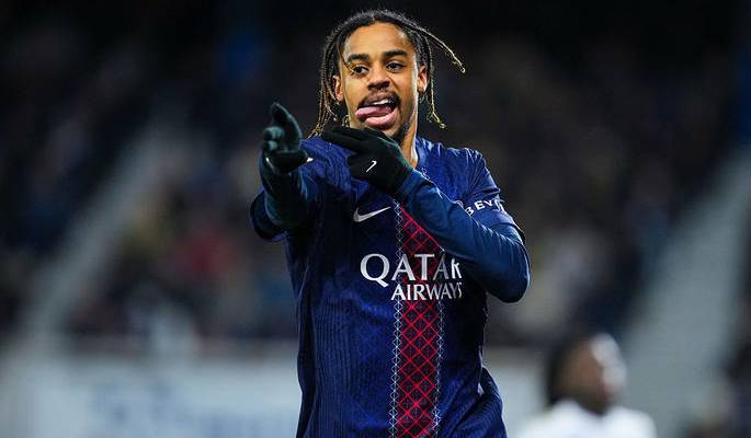 Ключевой игрок ПСЖ и сборной Франции получил серьезную травму в матче с Челси