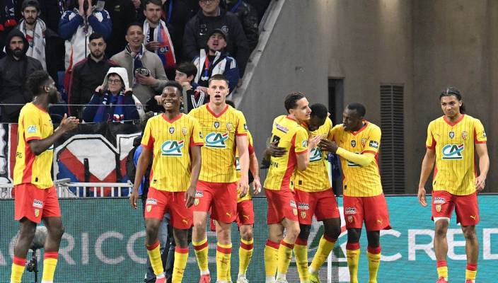 Ланс одержал разгромную победу над Анже