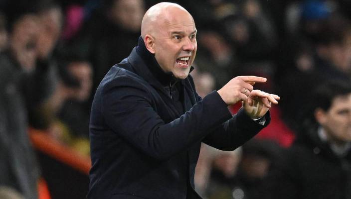 Слот: Исак сможет сыграть против ПСЖ